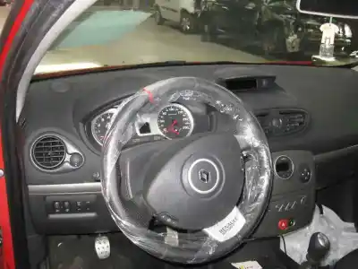 Veículo de Sucata renault clio iii rs access do ano 2007 alimentado f4r830