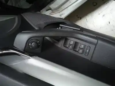 Здавання транспортного засобу skoda octavia combi (5e5) elegance року 2015 потужний clh