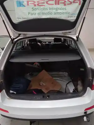 Здавання транспортного засобу skoda octavia combi (5e5) elegance року 2015 потужний clh