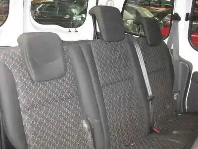 Здавання транспортного засобу renault kangoo expression року 2013 потужний k9k808