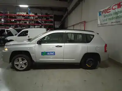 Veículo de Sucata jeep compass limited do ano 2007 alimentado byl