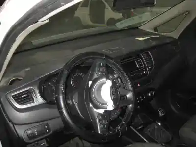 Veículo de Sucata kia carens ( ) concept do ano 2015 alimentado d4fd