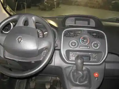 Здавання транспортного засобу renault kangoo expression року 2010 потужний k9k808