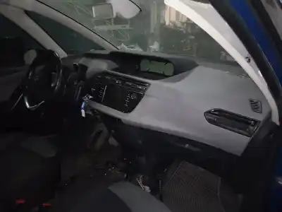 Scrapping Vehicle citroen c4 picasso feel of the year 2015 powered 