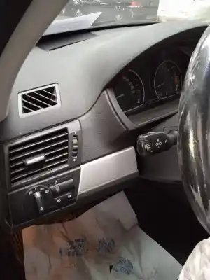 Veículo de Sucata bmw x3 (e83) xdrive 20d do ano 2010 alimentado n47d20c