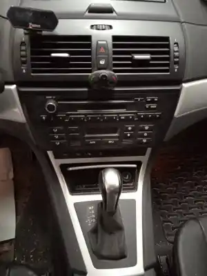 Veículo de Sucata bmw x3 (e83) xdrive 20d do ano 2010 alimentado n47d20c