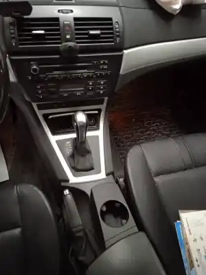 Veículo de Sucata bmw x3 (e83) xdrive 20d do ano 2010 alimentado n47d20c