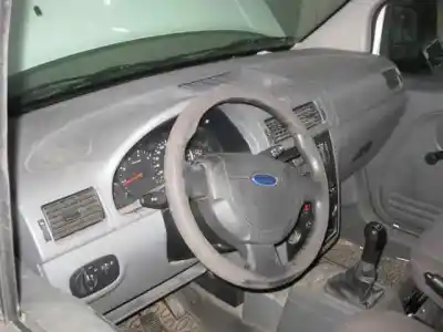 Veículo de Sucata ford tourneo connect (tc7) kombi corta do ano 2006 alimentado bhpa