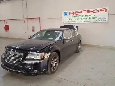 Здавання транспортного засобу lancia thema platinum року 2012 потужний exf