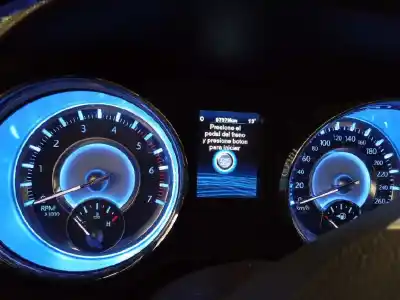 Здавання транспортного засобу lancia thema platinum року 2012 потужний exf