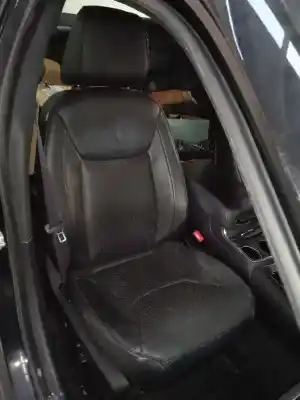 Здавання транспортного засобу lancia thema platinum року 2012 потужний exf