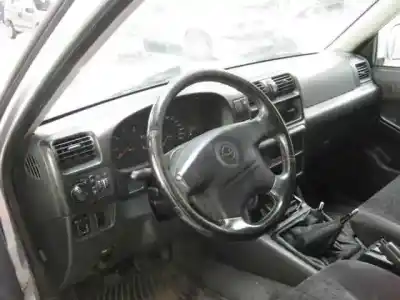 Véhicule à la ferraille opel frontera a sport de l'année 1999 alimenté x22dth