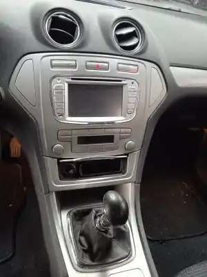 Vehicul casat ford mondeo berlina (ca2) trend al anului 2008 alimentat qyba