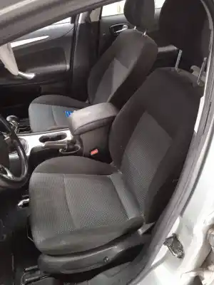 Vehicul casat ford mondeo berlina (ca2) trend al anului 2008 alimentat qyba