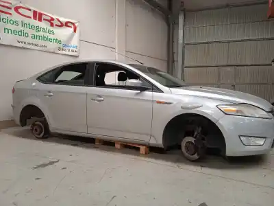 Vehicul casat ford mondeo berlina (ca2) trend al anului 2008 alimentat qyba