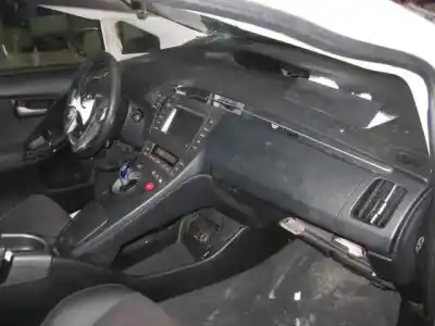 Scrapping Vehicle toyota prius (nhw30) plug-in hybrid advance of the year 2012 powered 2zr