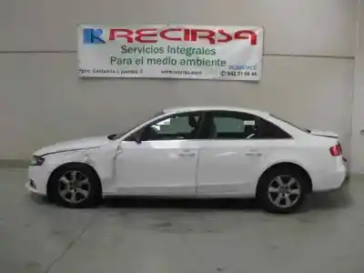 Veículo de Sucata AUDI A4 BERLINA (B8) Básico do ano 2010 alimentado CAGA