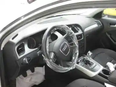 Veículo de Sucata audi a4 berlina (b8) básico do ano 2010 alimentado caga