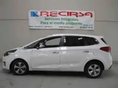Veículo de Sucata KIA CARENS ( ) Concept do ano 2013 alimentado D4FD
