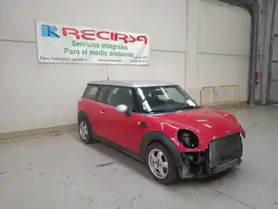 Scrapping Vehicle mini clubman (r55) cooper d of the year 2009 powered 9hz