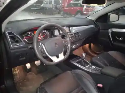 Veículo de Sucata renault laguna coupe gt do ano 2011 alimentado m9r820