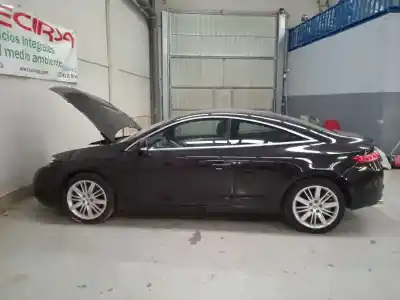 Veículo de Sucata renault laguna coupe gt do ano 2011 alimentado m9r820