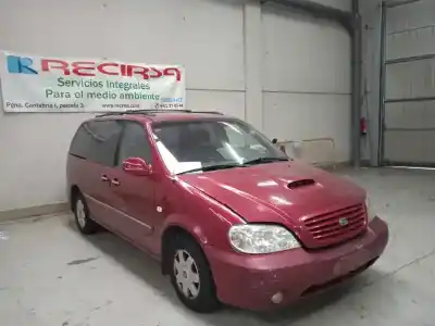 Veículo de Sucata kia carnival td ls do ano 2002 alimentado j3