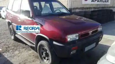 Véhicule à la ferraille nissan terrano/terrano.ii (r20) avenue de l'année 1994 alimenté td27ti