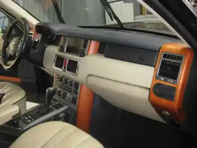 Здавання транспортного засобу land rover range rover (lm) td6 vogue року 2005 потужний 306d1 Здавання транспортного засобу land rover range rover (lm) td6 vogue року 2005 потужний 306d1