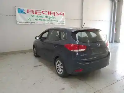 Vehicul casat kia carens ( ) basic al anului 2015 alimentat d4fd