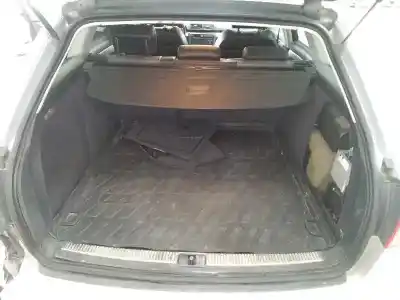 Veículo de Sucata audi a4 avant (8e) 3.0 v6 24v tdi do ano 2005 alimentado bkn