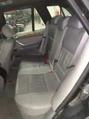 Veículo de Sucata bmw x5 (e53) 3.0d do ano 2002 alimentado m57306d1