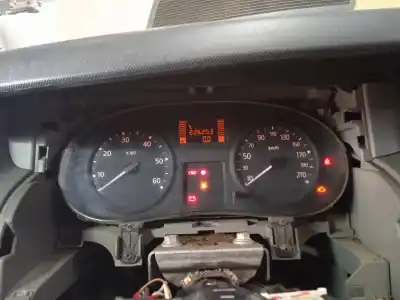 Veículo de Sucata RENAULT TRAFIC COMBI (AB 4.01) 2.5 dCi Diesel FAP CAT do ano 2007 alimentado G9U630