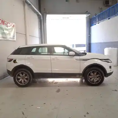 Véhicule à la ferraille land rover evoque hse dynamic de l'année 2013 alimenté 224dt