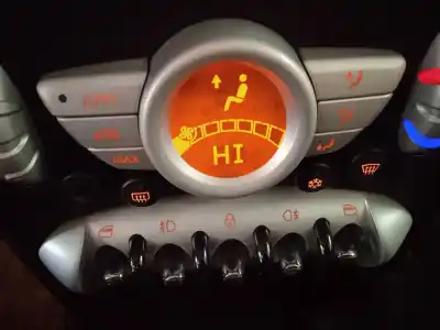 Veículo de Sucata mini mini (r56) cooper d do ano 2010 alimentado w16