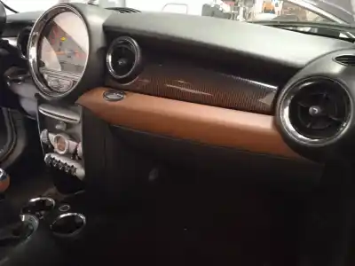 Veículo de Sucata mini mini (r56) cooper d do ano 2010 alimentado w16