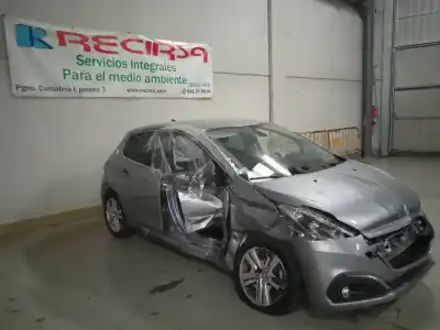 Veículo de Sucata peugeot 208 tech edition blue hdi do ano 2019 alimentado yhy
