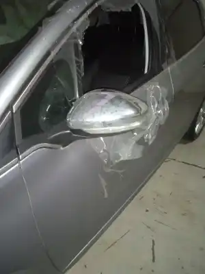 Veículo de Sucata peugeot 208 tech edition blue hdi do ano 2019 alimentado yhy