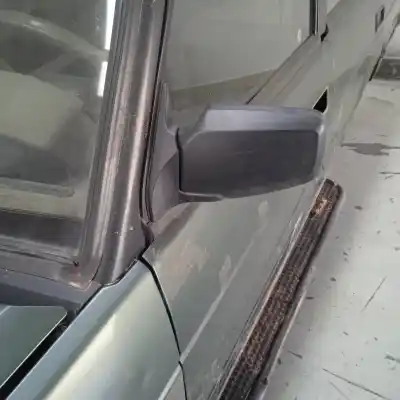 Здавання транспортного засобу land rover discovery (salljg/lj) tdi року 1993 потужний 12l
