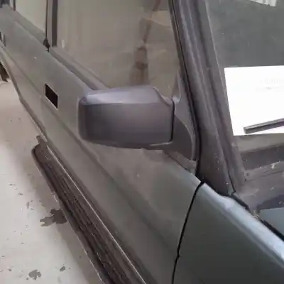 Здавання транспортного засобу land rover discovery (salljg/lj) tdi року 1993 потужний 12l