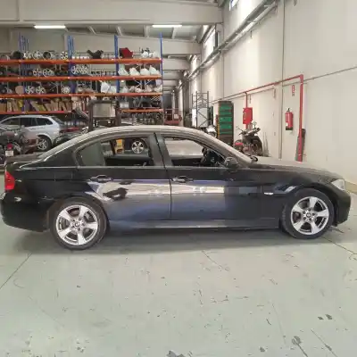 Veículo de Sucata bmw serie 3 berlina (e90) 320d do ano 2008 alimentado n47d20a