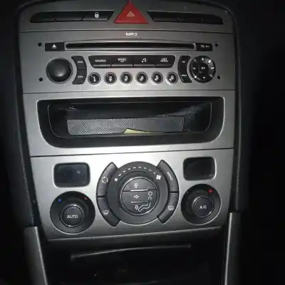 Veículo de Sucata peugeot 308 confort do ano 2009 alimentado 5fw