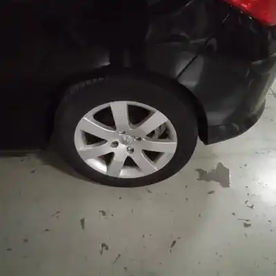 Veículo de Sucata peugeot 308 confort do ano 2009 alimentado 5fw