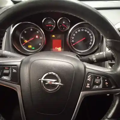 Sloopvoertuig opel astra j lim. enjoy van het jaar 2011 aangedreven a17dtj