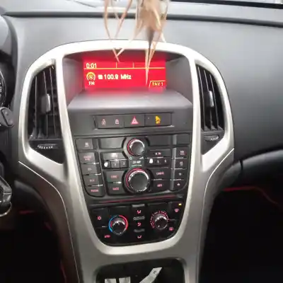 Sloopvoertuig opel astra j lim. enjoy van het jaar 2011 aangedreven a17dtj