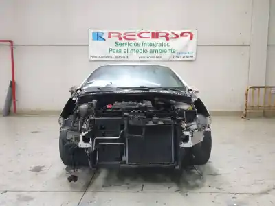 Veículo de Sucata PEUGEOT 208 Active do ano 2013 alimentado HM01