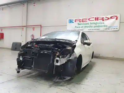 Veículo de Sucata peugeot 208 active do ano 2013 alimentado hm01