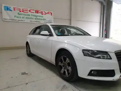 Veículo de Sucata audi a4 berlina (b8) s line sportpaket / plus do ano 2010 alimentado cdha