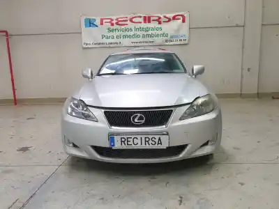 Здавання транспортного засобу lexus is200 (ds2/is2) 220d року 2007 потужний 2adfhv