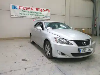 Здавання транспортного засобу lexus is200 (ds2/is2) 220d року 2007 потужний 2adfhv